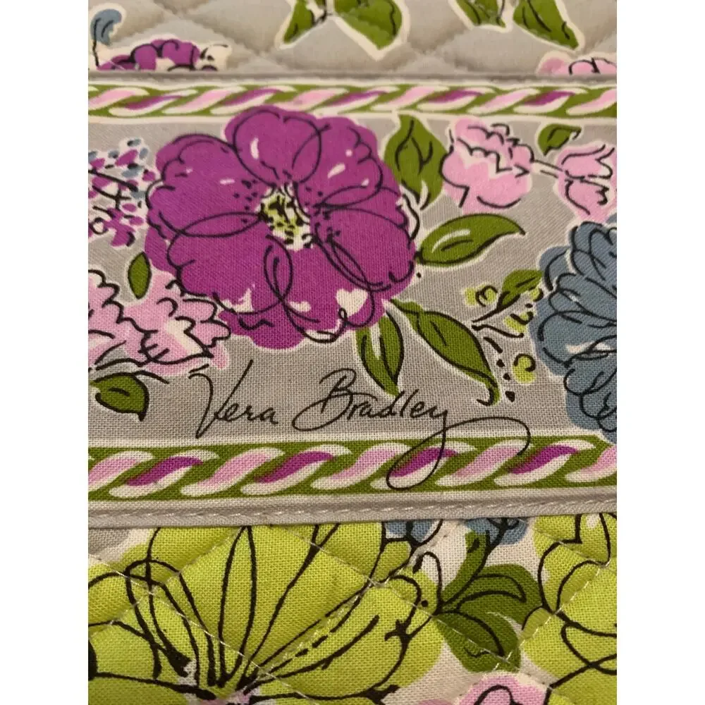 Vera Bradley Laptop Sleeve Bag Zip Up